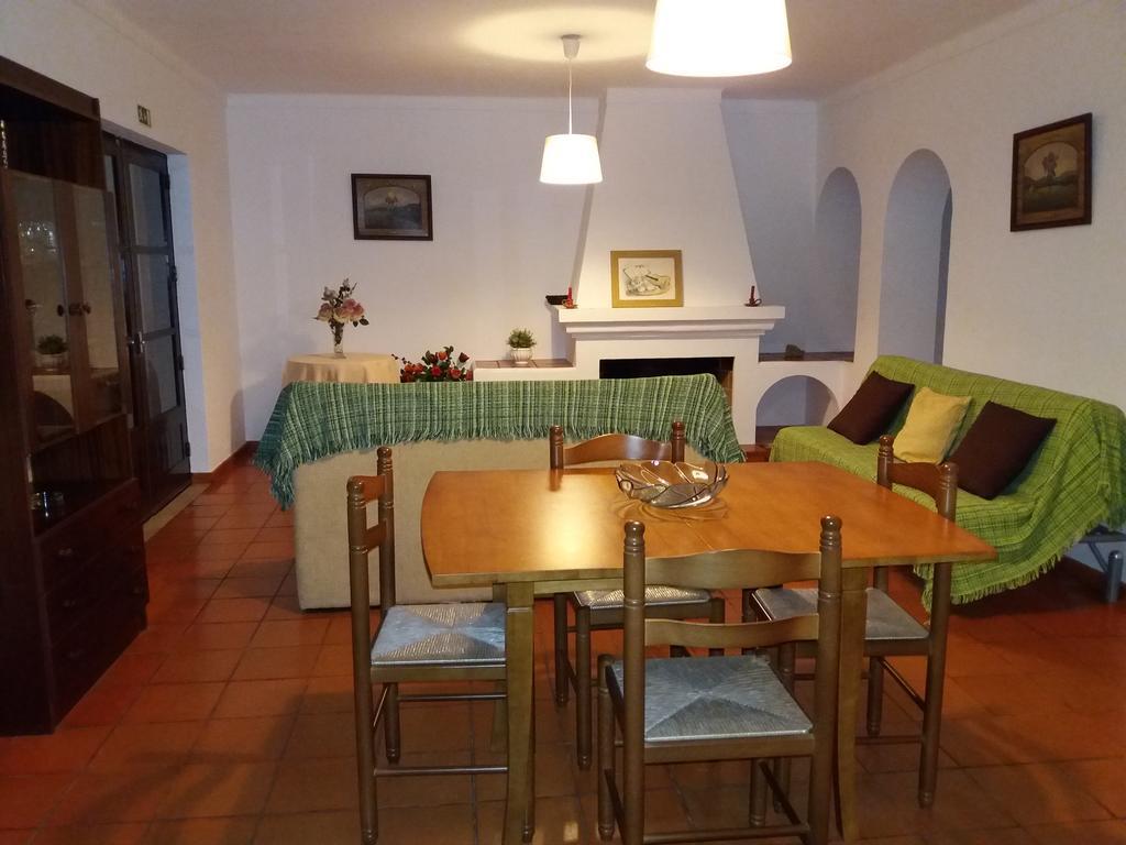 Alojamentos Vitinho 2 - Vila Nova Milfontes Vila Nova de Milfontes Eksteriør bilde