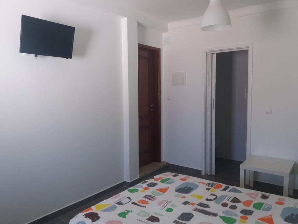 Alojamentos Vitinho 2 - Vila Nova Milfontes Vila Nova de Milfontes Eksteriør bilde