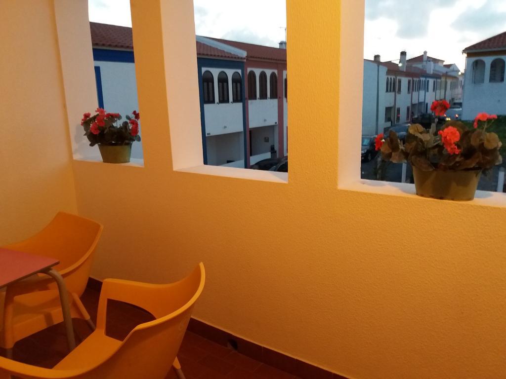 Alojamentos Vitinho 2 - Vila Nova Milfontes Vila Nova de Milfontes Eksteriør bilde